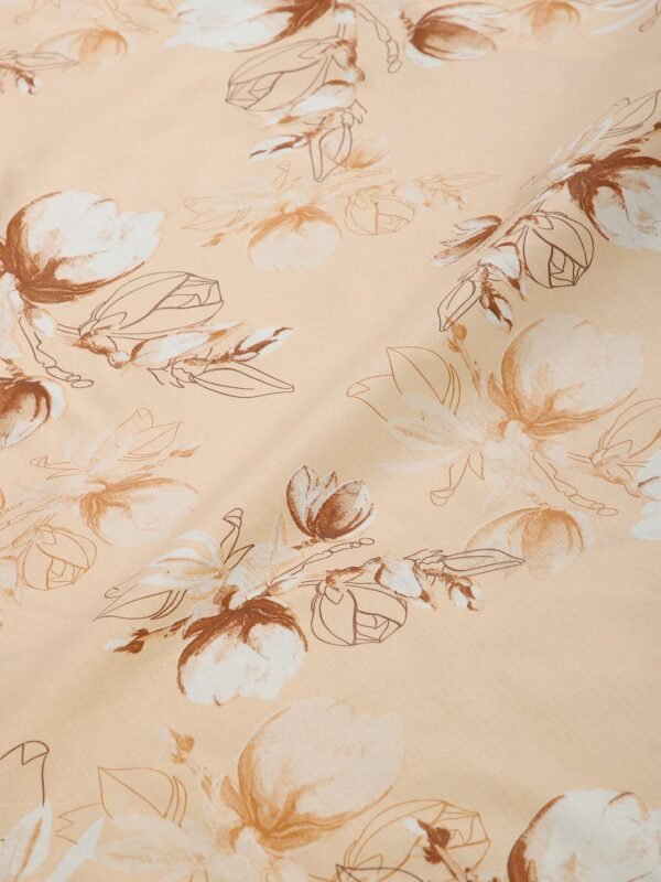 89010123114_6-1.jpg Restore Hibiscus Queen Bedsheet Set
