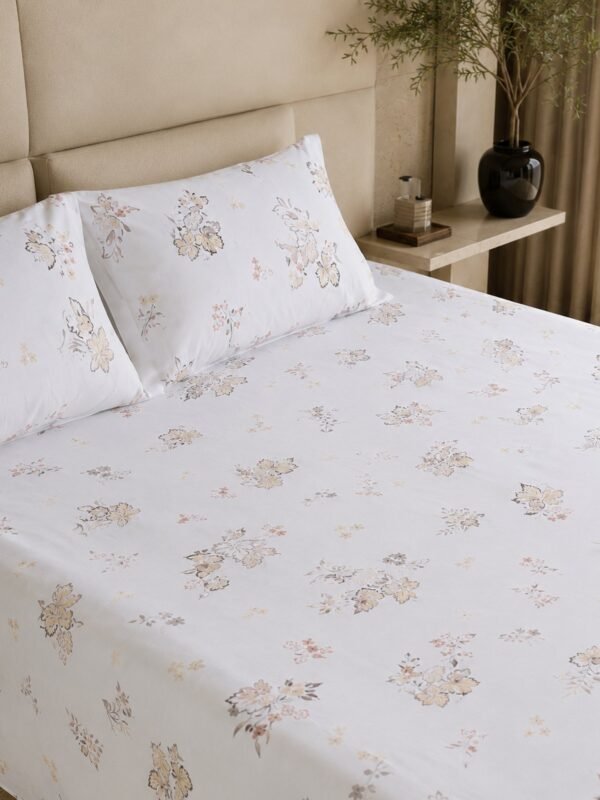 890101232659_3-1.jpg Restore Gulmohar Queen Bedsheet Set