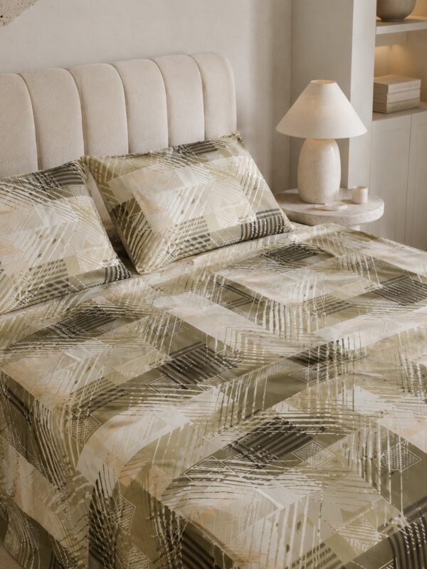 890101232857_3-1.jpg Restore Zinnia Queen Bedsheet Set